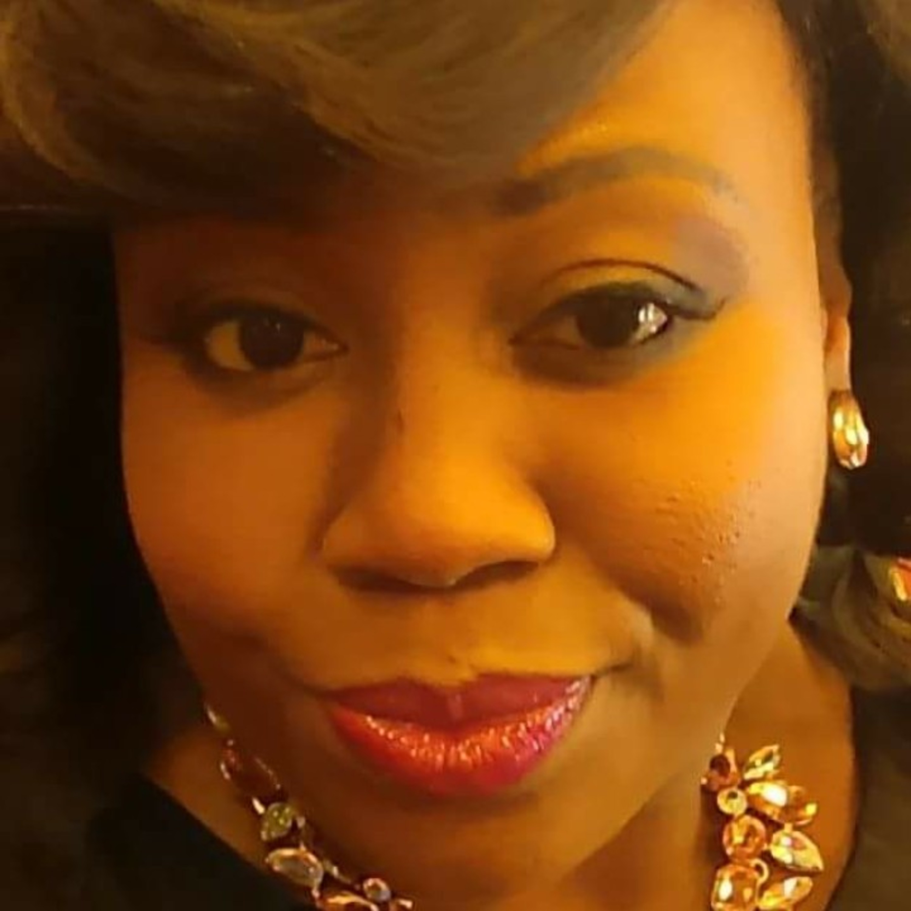 Zoe Report Muckrack Secrets Revealed! - vovsqo8