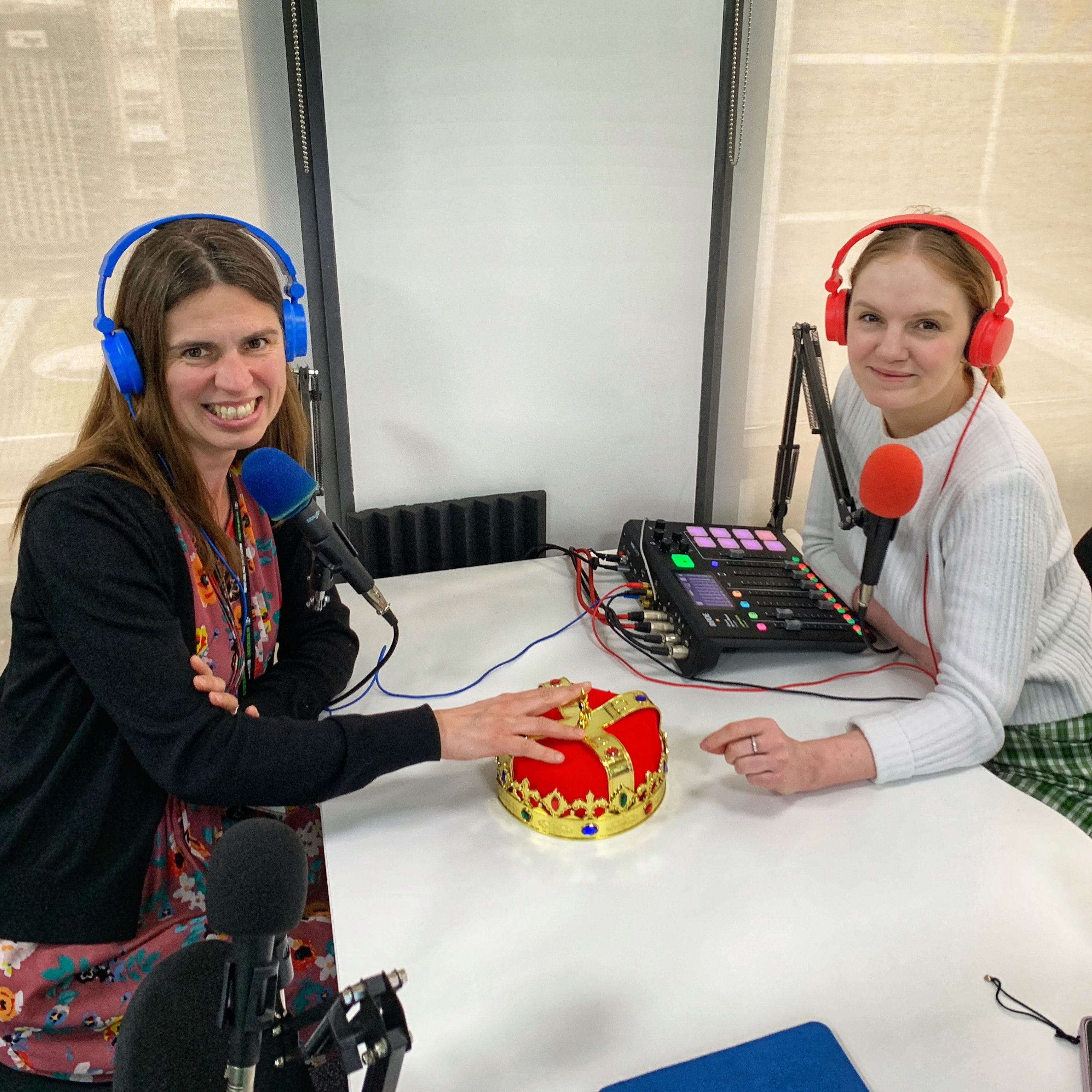 Mastering Pr With Zoe Report'S Muckrack - 6f0a1w8