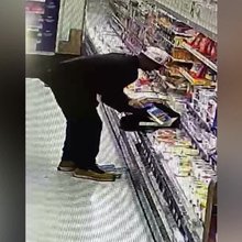 NYC grocery stores consider locking up food due to theft