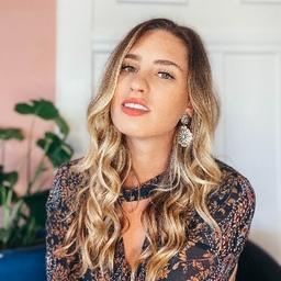 Phoebe Sherman’s Profile | Girl Gang Craft The Podcast Journalist | Muck Rack