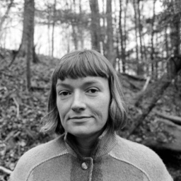 Emma Banks's Instagram, Twitter & Facebook on IDCrawl