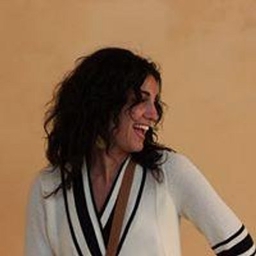 Danielle Sacks - Bloomberg Businessweek Journalist - Muck Rack