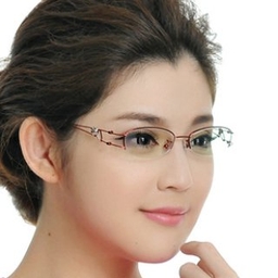 Aliya Khalfina’s Profile | Muck Rack