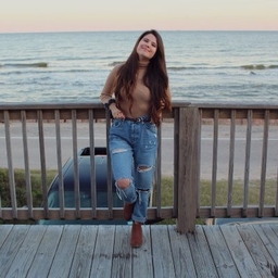 Gabriela Izquierdo&rsquo;s Profile | Southern Living Magazine Journalist